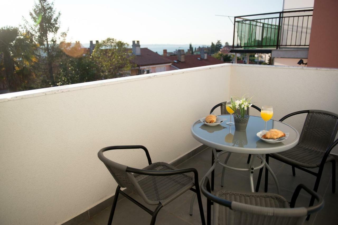 Apartma Rene Portoroz Exterior foto