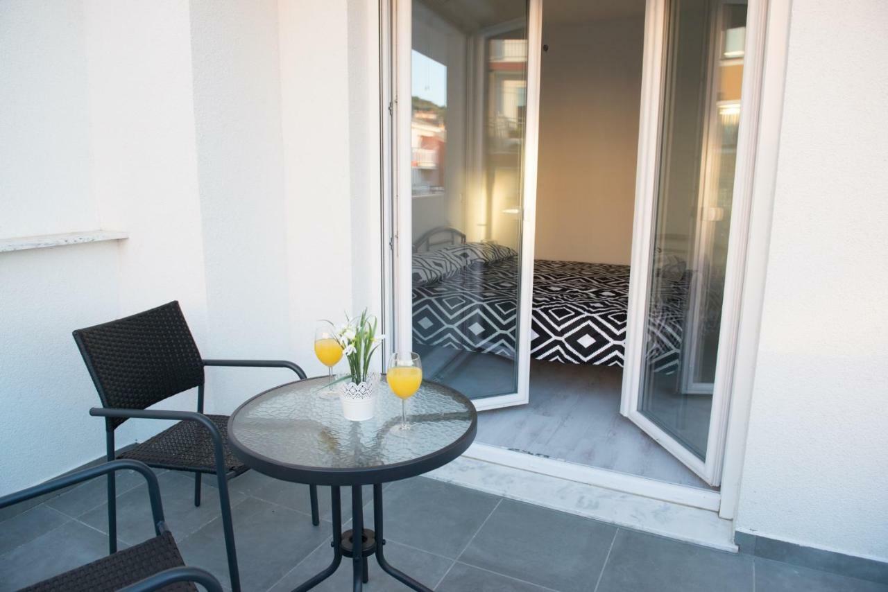 Apartma Rene Portoroz Exterior foto